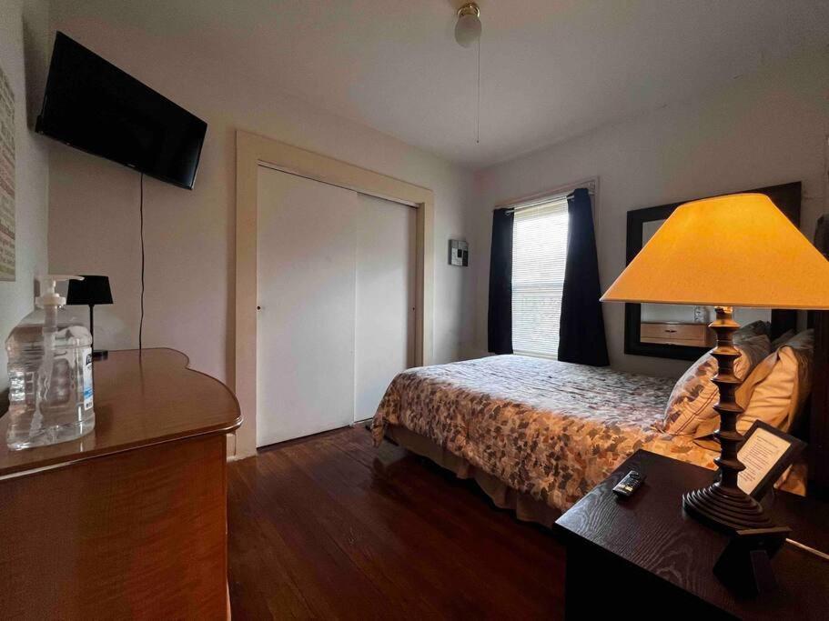 Comfortable 2-Bdrm Spacious Home With Wifi & Patio Indianapolis Buitenkant foto