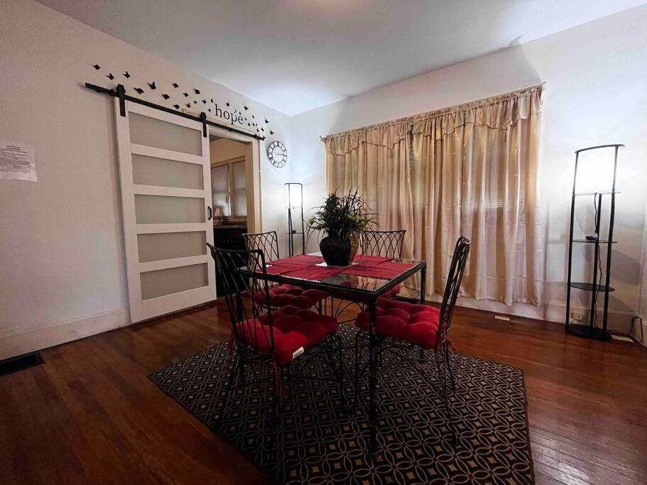 Comfortable 2-Bdrm Spacious Home With Wifi & Patio Indianapolis Buitenkant foto