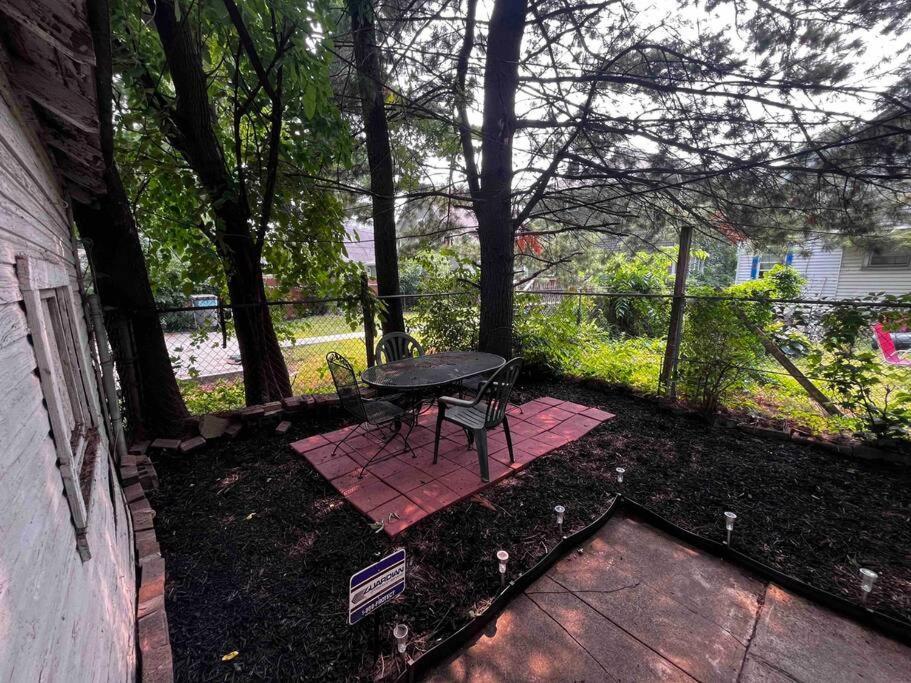 Comfortable 2-Bdrm Spacious Home With Wifi & Patio Indianapolis Buitenkant foto